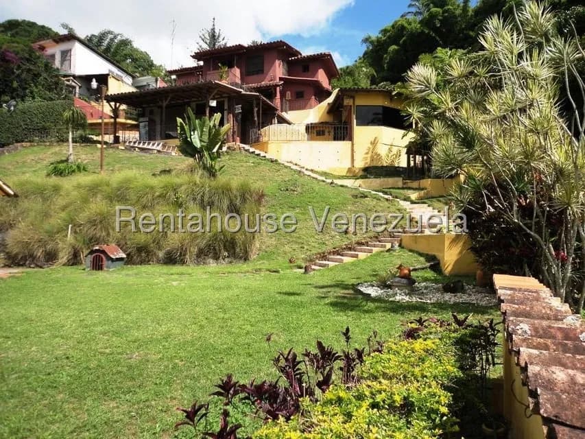 Casa (Multipes Niveles) en Venta en Loma Larga, Distrito Metropolitano