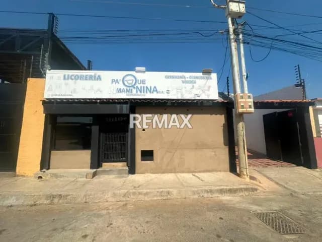 LOCAL COMERCIAL EN SABANETA, EXCELENTE OPORTUNIDAD