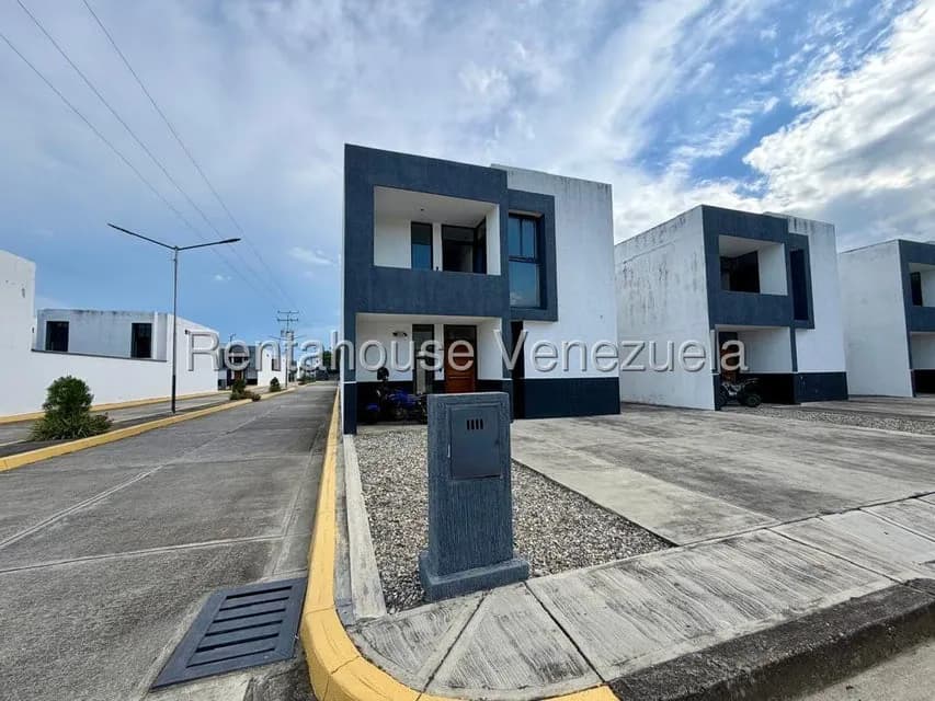 Casa (Duplex) en Venta en Araure, Portuguesa