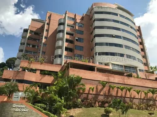 Af- Apartamento En Venta En El Solar Del Hatillo, Amplio, Con Terraza, 3 Habitaciones, 3 Puestos De Estacionamiento, Conjunto Residencial Con Piscina Y Vigilancia.