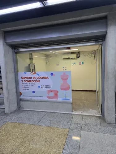 Local Comercial En Alquiler La Rinconada