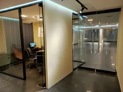 Salon Ejecutivo Multiuso (talleres, Conferencias, Reuniones, Cumpleaños, Matrimonios, Clases, Podcast) Centro Parque Carabobo Av. Universidad La Candelaria