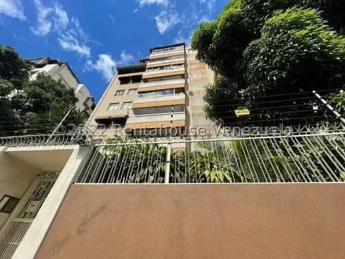 Yb Se Vende Amplio Apartamento En La Florida #22-21631