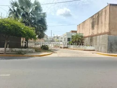 Casa En Gris En Venta En Sector Cumbres De Maracaibo