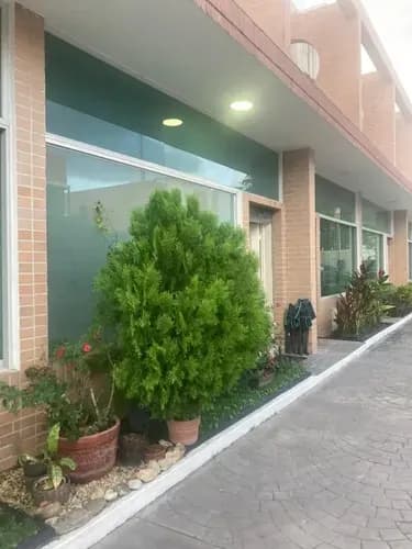 Marisela Correa Vende Townhouse Moderno En Mañongo