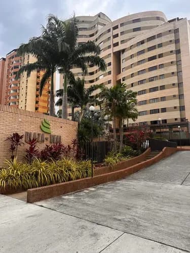 (jv) Apartamento En Alquiler Resd Plaza Real Urb Mañongo