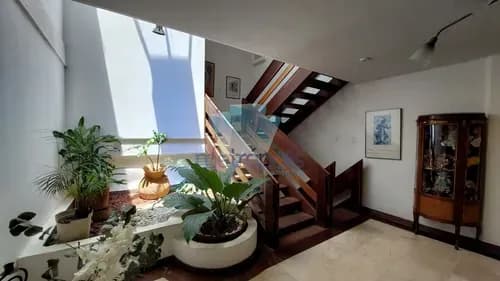 Vendo Fabulosa Casa En Calle Cerrada 1015m2terreno Prados Del Este Con Potencial