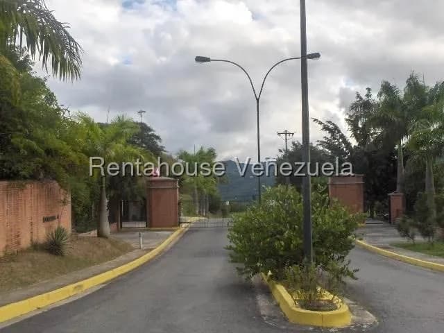Terreno (Residencial) en Venta en Bosques de la Lagunita, Distrito Metropolitano