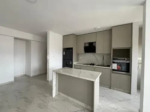 Yn(sulklop) En Venta Apartamento Actualizado En Res. Iguazu, Urb. Valles De Camoruco, Valencia Carabobo. Cliente Directo 90 Mts Piso Alto Distribución: Sal, Comedor Cocina Dual (eléctrica Y A Gas)