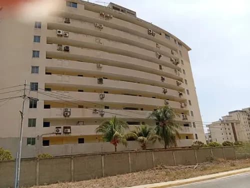 Bello Apartamento En Tanaguarenas Cerca Del Club (solo Cliente De Compra)