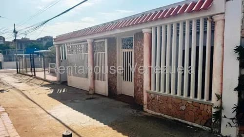 Casa Residencial O Comercial En Venta Urb.la Trinidad, Cerca De Urbe, As