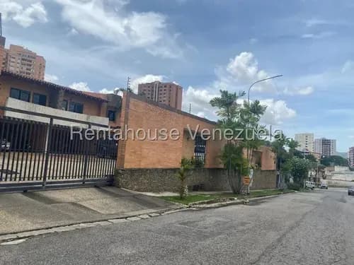 Townhouse En Venta Ubicado En El Parral Valencia Carabobo Cod 26-21982 Eloisa Mejia