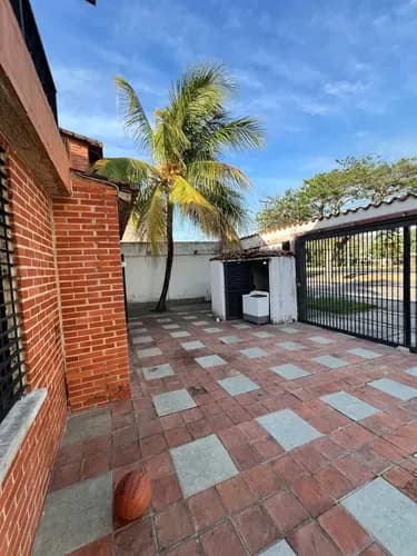 Casa En Venta En San Diego Urbanización Las Majaguas (am)