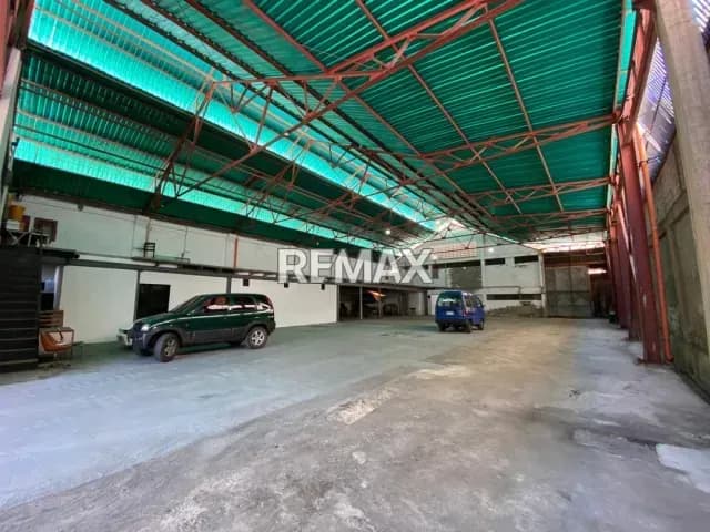 VENTA GALPON EN LA YAGUARA
