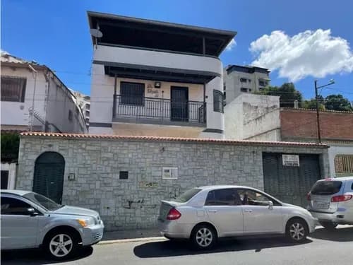 Se Vende Casa 1250m2 Las Acacias 2755