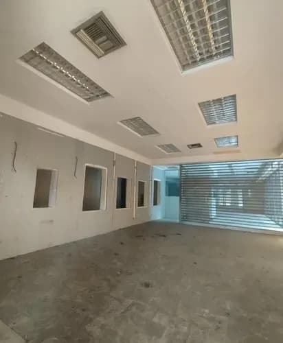 Venta (cliente Directo) Local Comercial 2 Niveles De 564 Mts2. Para Remodelar. A Pie De Calle. Ubicado En Prestigioso Edificio Empresarial. Altamira, Av. Francisco De Miranda - Chacao. Milthonhouse53