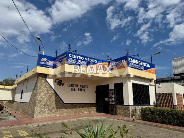 Venta de punto de Comercio , y centro médico del Norte, Aveida Goajira troncal 6