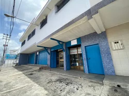 Locales Comerciales En Venta En Av. Lisandro Alvarado Valencia