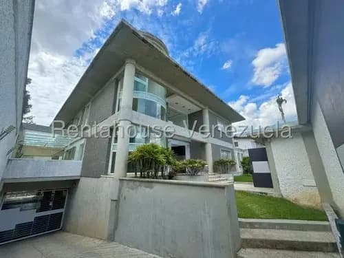 Casa Venta Urb Miranda Ab Mls #25-11451