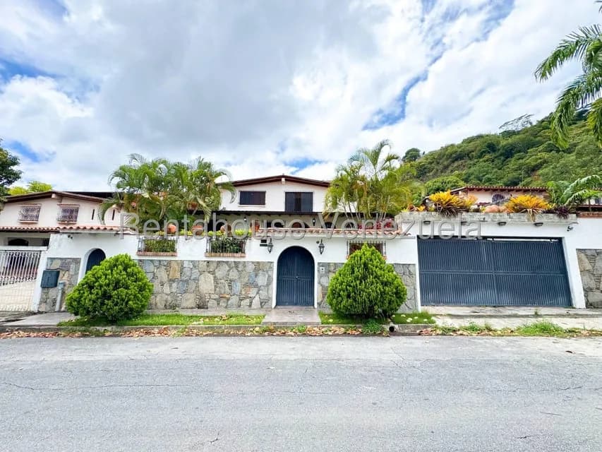 Casa (Duplex) en Venta en Colinas de Los Ruices, Distrito Metropolitano
