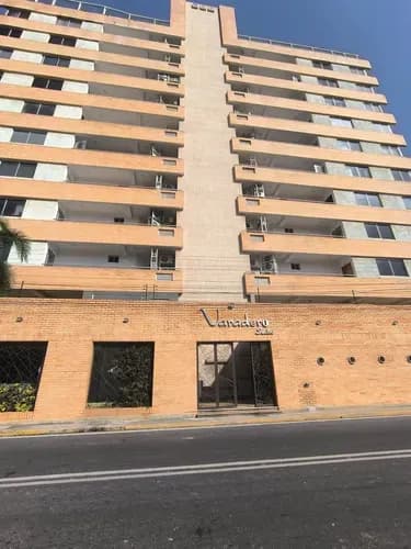 En Venta Apartamento En Tucacas Varadero Suites Amoblado Y Equipado (yh)