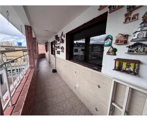 Casa En Venta En Los Chorros Con 356m2 Para Remodelación (sl)