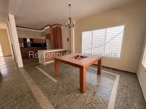 Casa Comercial En Alquiler En El Centro Este De Barquisimeto Lara #26-19282 Nd