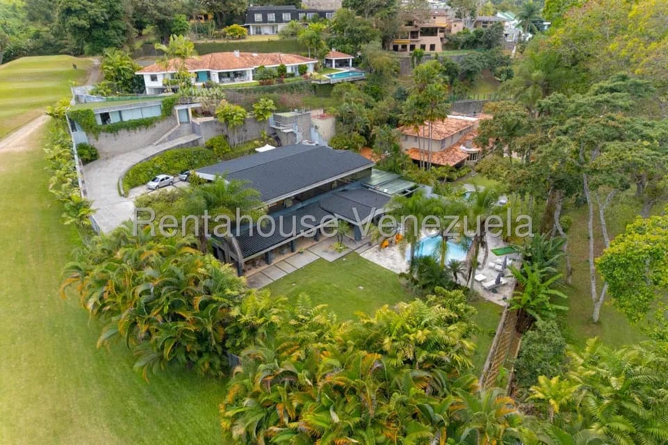 Casa (Multipes Niveles) en Venta en La Lagunita Country Club, Distrito Metropolitano