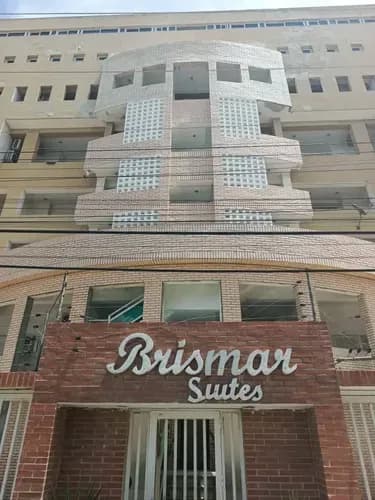 Hc Apartamento Vacacional En Tucacas Brismar Suites. Piso 2. Cuenta Con Sala/ 1 Habitación/cocina /sala /2 Baños Completos/ 1 Puesto Estac Techado /calentador. 1 Ha