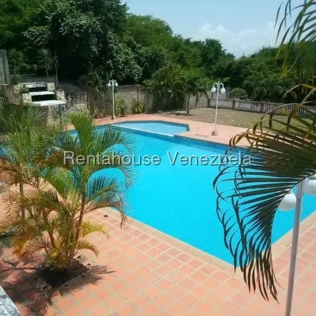Casa (1 Nivel) en Venta en Ciudad Balneario Higuerote, Miranda