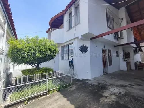 Casa Venta En Turmero En Urb. Jabillar Zona Privada. Ljsa 25-14814