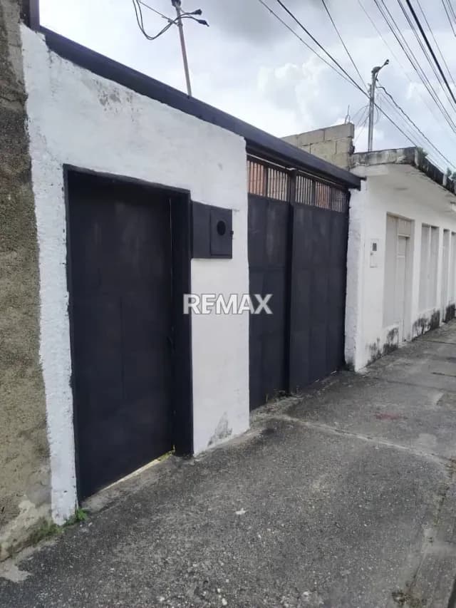 Casa en venta en las acacias palavecino