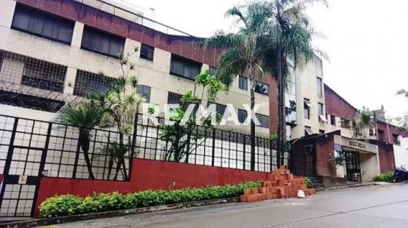 APARTAMENTO EN VENTA - URB. EL PEÑÓN