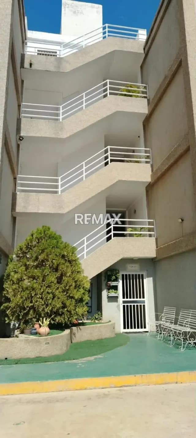 Apartamento en alquiler en el Conjunto Residencial Jardin Los Naranjos, Maracaibo