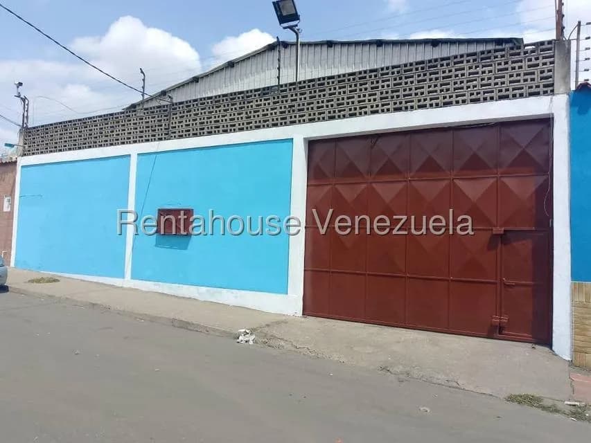 Comercial (Local Comercial) en Venta en Avenida Libertador, Lara