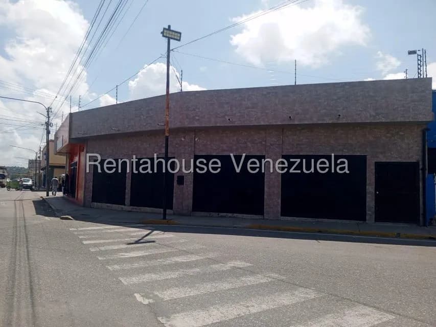 Comercial (Local Comercial) en Alquiler en Centro, Lara