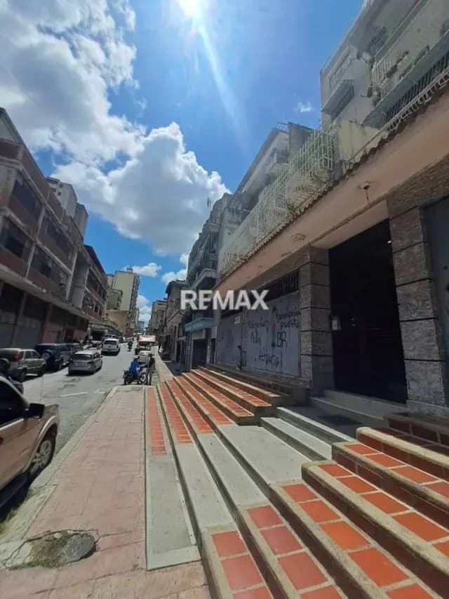 LOCAL COMERCIAL EN LA CANDELARIA