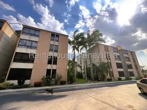 Apartamento En Venta Urbanismo Privado Con Vigilancia, Piscina, Pozo Urb. Palma Real, La Victoria 26-15308 Hc