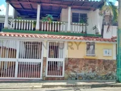 Casa Quinta en alquiler Urbanizacion Valle Arriba, Guatire