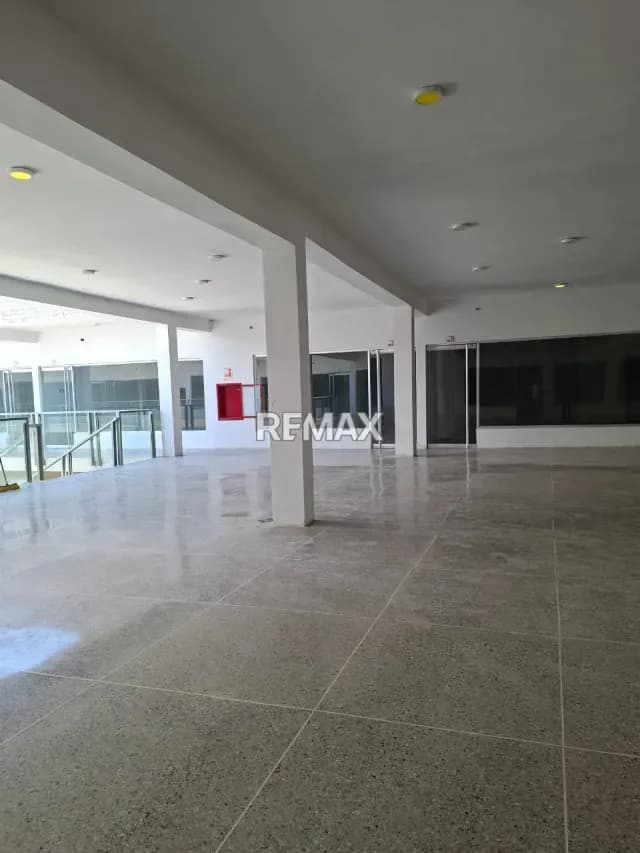 LOCAL COMERCIAL PARA ESTRENAR EN SAN FRANCISCO