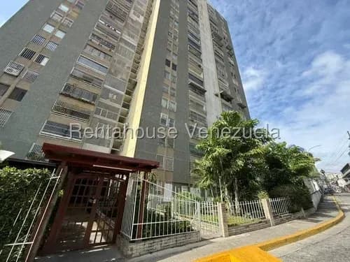 Amplio Apartamento En Venta En La Guairita Baruta, Mls #26-15439. K.o.