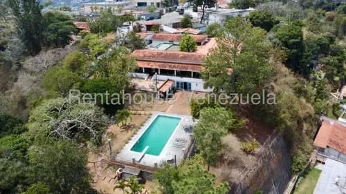 Dp - Cumbres De Curumo, Casona Colonial Español 850m2, 25-24900, Vista Al Avila, Piscina, Ideal Para Embajada, Consulado, Empresas, Una Finca En Ccs, 4.800m2 Area En Custodia.