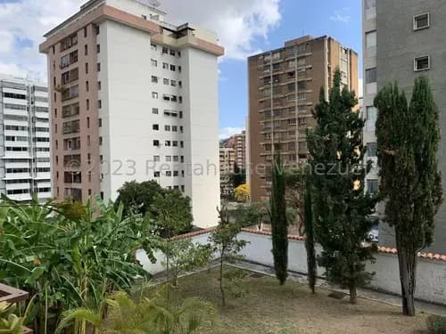 Casa En Venta 23-23571, 3 Pisos, Bello Jardion, Calle Cerrada,el Marques , Nc