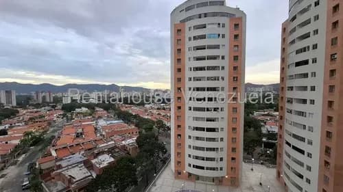 Teresita Luigi Vende Moderno Apartamento En El Parral, Con Pozo Y Planta 100% Tl 26-17657