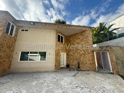 Elegante Casa En Venta En Los Guayabitos El Hatillo