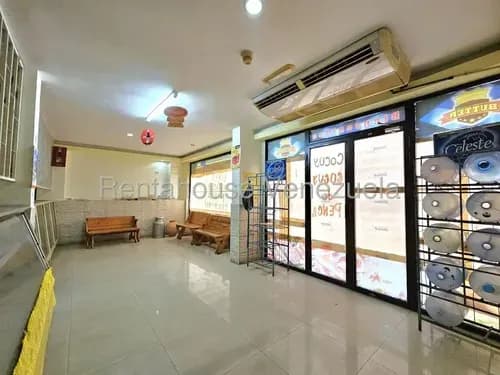*jl/oportunidad Local Comercial Puede O No Estar Equipado En Alquiler Zona Oeste Barquisimeto Lara, Venezuela, Cod. 26-8757 /2 B/ 200 M2