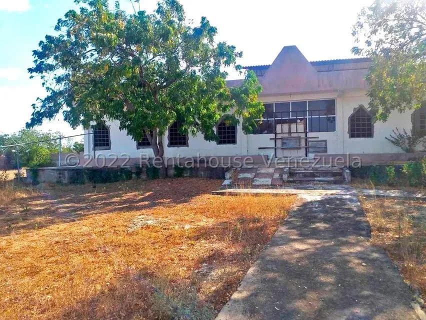 Terreno (Comercial) en Venta en Intercomunal Coro La Vela, Falcon