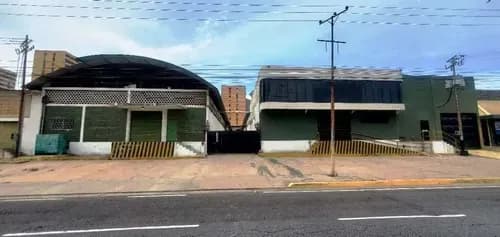 Se Ofrece En Venta Lote De Terreno Con Dos (2) Galpones Listos Para Operar Fabrica De Bolsas