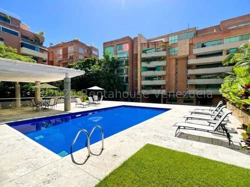 Apartamento En Venta En Campo Alegre Chacao Caracas Calle Cerrada Amoblado Piscina