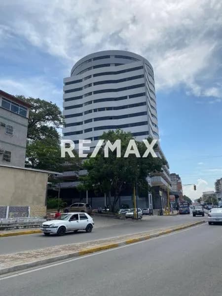 Oficina en Obra Gris Torre Santa Fe Av. 19 de Abril